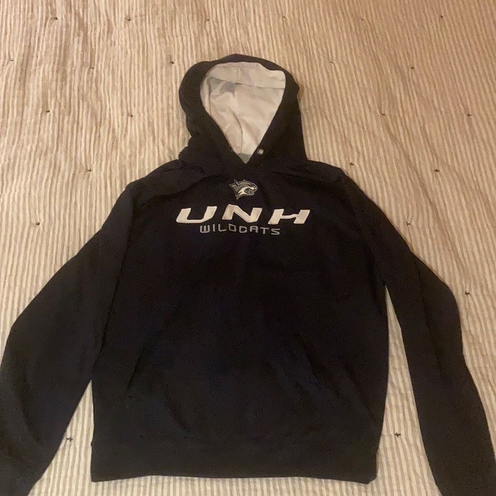 UNH hoodie